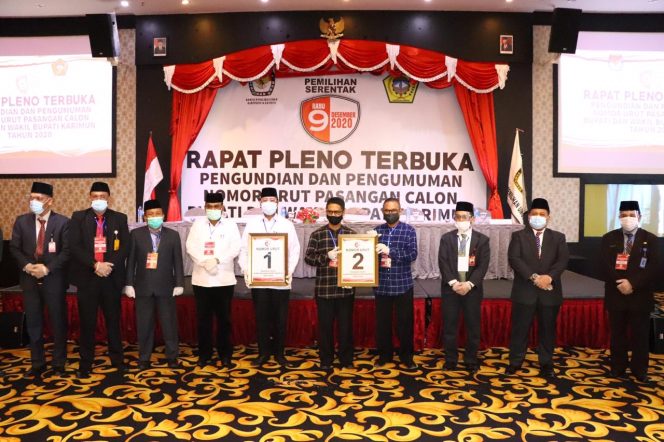 
 Pencabutan Nomor Urut Pilkada Karimun, Pasangan ARAH Nomor 1, BERSINAR Nomor 2