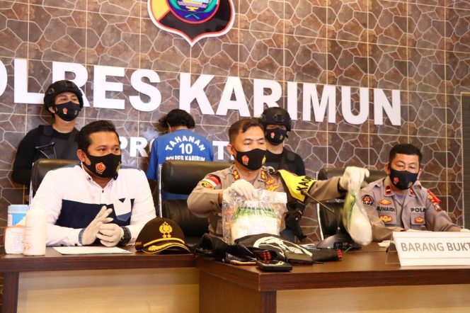
 Polres Karimun Gagalkan Sabu 2 Kilogram Masuk ke Tanjungbatu Kundur