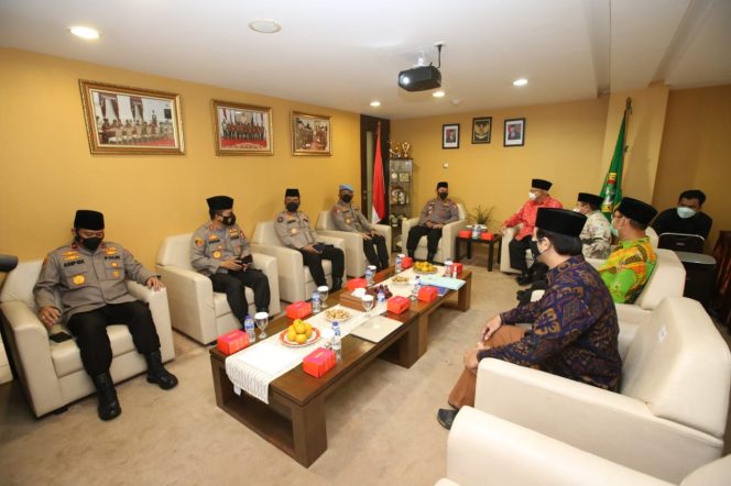 
 Kunjungi LDII, Kapolri Bahas Dai Kamtibmas Hingga Moderasi Beragama