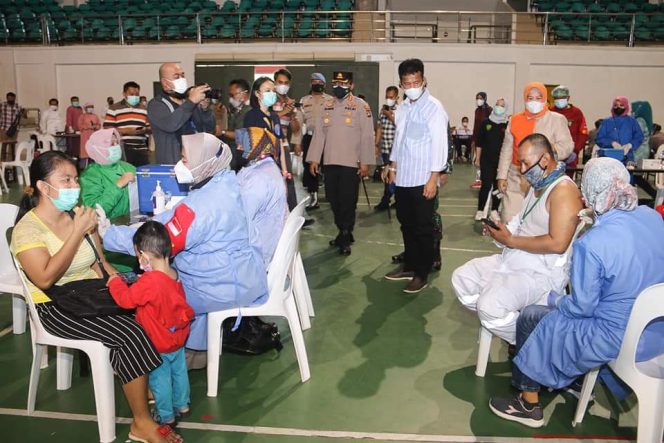 
 Pemko Batam Targetkan 100 Persen Vaksinasi Selesai di Bulan Agustus