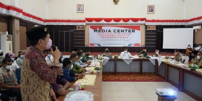 
 Bupati Karimun Gelar Rapat Kordinasi Percepatan Penanganan Covid-19 dan Vaksinasi