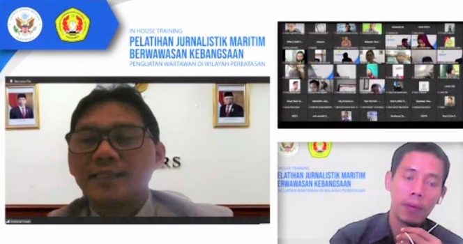 
 Anggota Dewan Pers dan Ketua Komisi Pendidikan, Pelatihan & Pengembangan Profesi Pers Dewan Pers, Jamalul Insanitu menyampaikan materi 