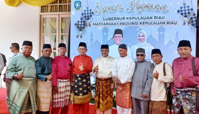 
 Bupati Karimun Hadiri Open House Gubernur Kepri