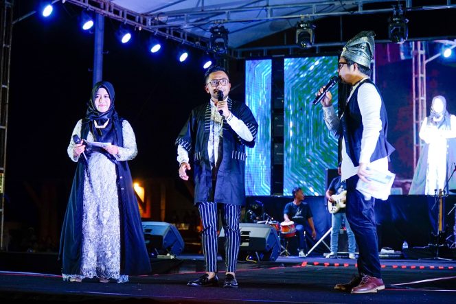 
 Dimeriahkan Alfin Habib D Academy, Enjoy Karimun 2024 di Coastal Area Berlangsung Meriah! 