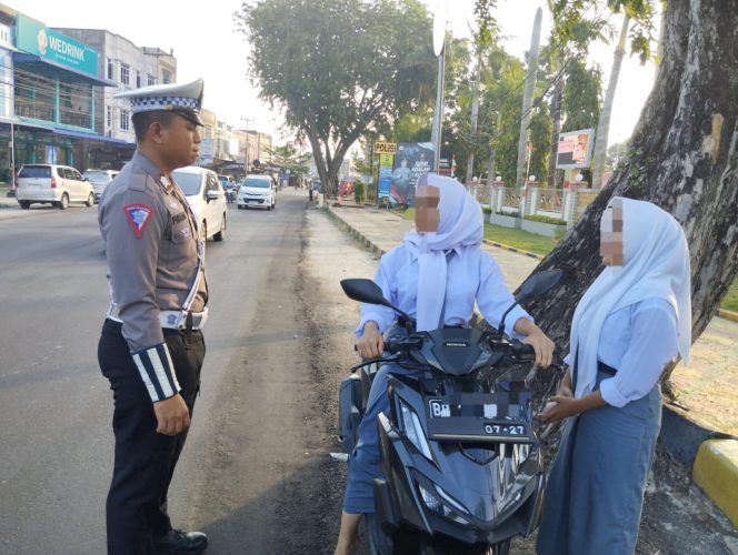 
 Tindak 161 Pelanggar, Satlantas Polres Karimun Laksanakan Operasi Patuh Seligi 2024