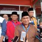 Calon Bupati Karimun nomor urut 3 Bakti Lubis saat diwawancarai wartawan