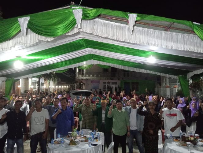 
 Warga Telaga Riau dukung pasangan IsRock