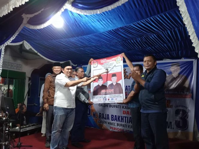 
 Pasangan BARA Sampaikan Program Unggulan Saat Kampanye pada Warga Sungai Ayam