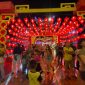 Vihara Ngo Hu Niu Niu Pasang 8.000 Lampion Meriahkan Imlek Tahun Ular Kayu