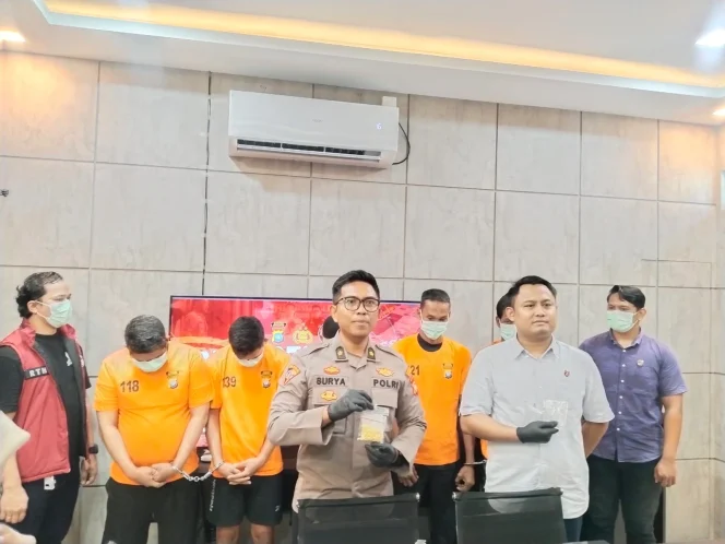 
 Polres Karimun Berhasil Menangkap 9 Pengedar Narkoba, Termasuk Tiga Residivis