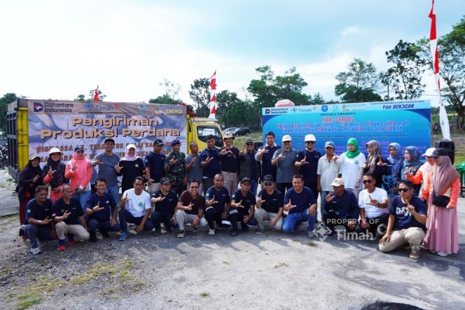 
 Division Engineering, Operation Excellence PT Timah Gelar Gotong Royong dan Salurkan Bantuan di Bidang Lingkungan