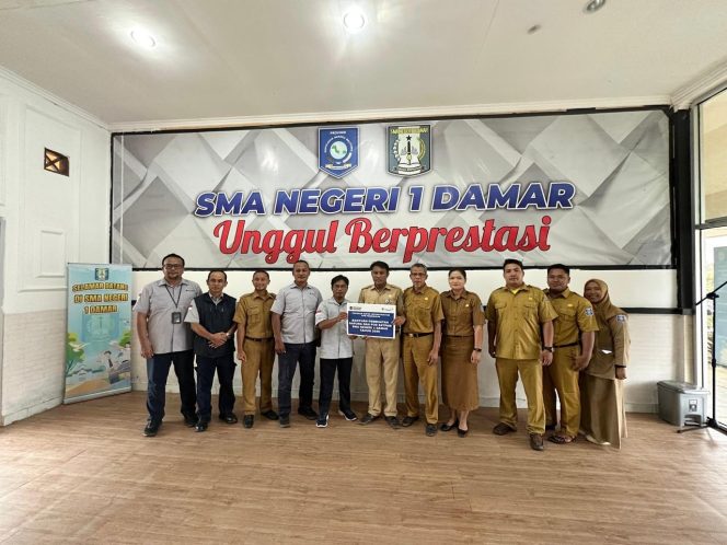 
 PT Timah Tbk Dukung Pembangunan Sarana dan Prasarana Sekolah di SMAN 1 Damar Belitung Timur