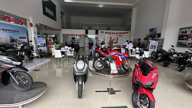 Masyarakat Jangan Mau Bayar di Tempat: Dealer Motor di Karimun Diduga Langgar Aturan OJK